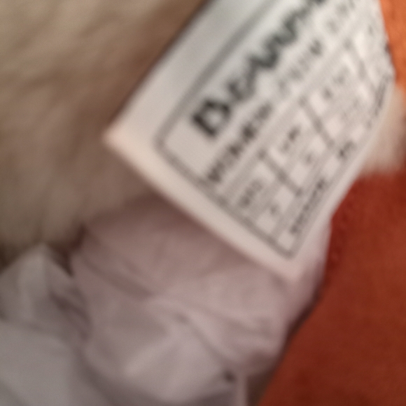 Bearpaw - Picture 1 of 6